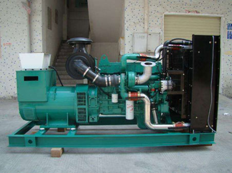 宜兴1100kw康明斯柴油发电机组图片 宜兴1100kw康明斯柴油发电机组图片
